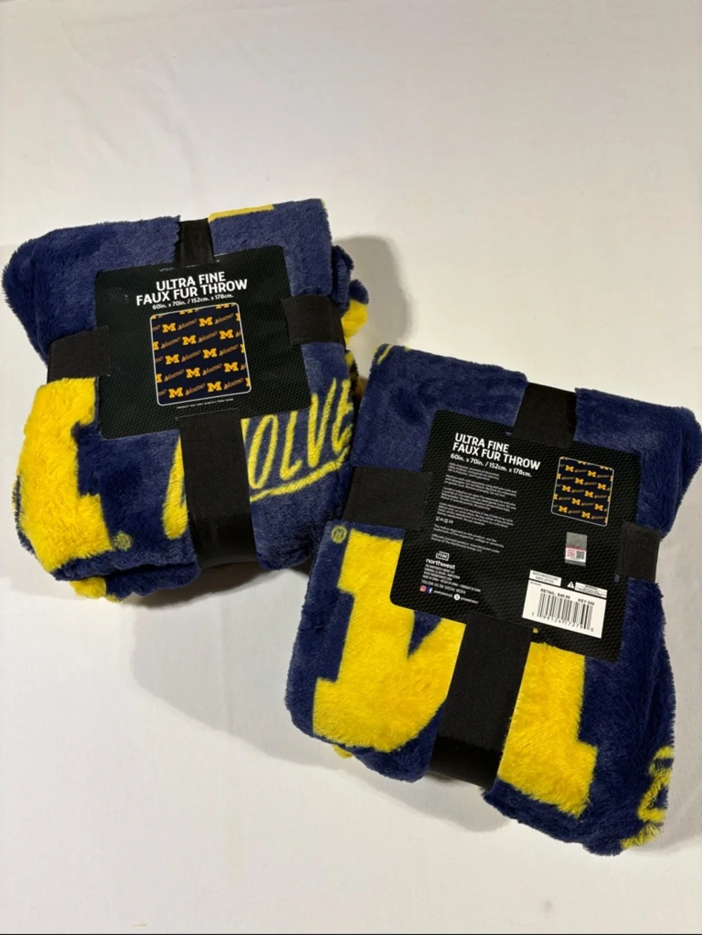 University of Michigan Collegiate Faux Fur Plush Throw Blanket 60” x 70” L nwt